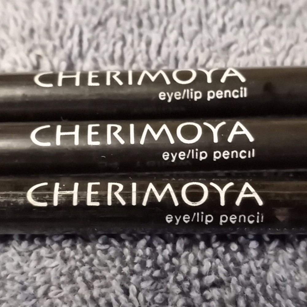 New Cherimoya eye/lip liner 3